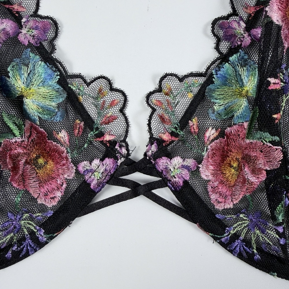 Victoria's Secret Very Sexy Low Cut Demi Bra Black Mesh Floral 38DDD NWT - Picture 6 of 6